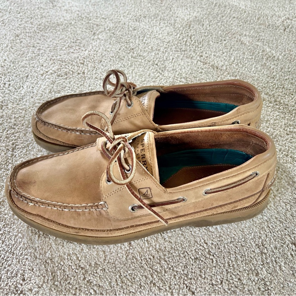 Sperry Tan Boat Shoes with Moccasin Construction and Rawhide Laces
